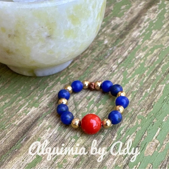 Lapis lazuli and coral beaded bohemian handmade dainty ring - Picture 1 of 6